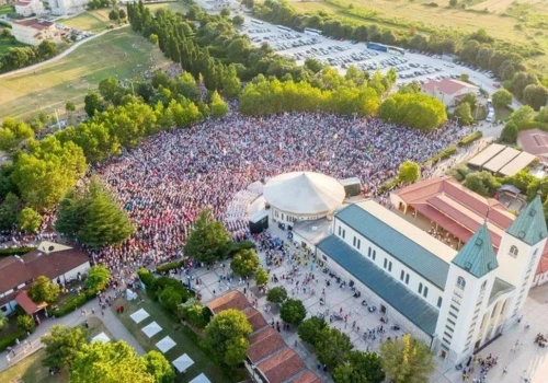 Papież do młodych w Medziugoriu: odkryjcie piękno spotkania z Jezusem