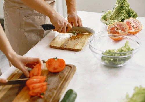 To, co jesz, zmienia bakterie jelitowe. Naukowcy pokazali, jak działa dieta roślinna