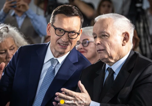 Polacy wskazują winnych rozłamu w PiS. Jest nowy sondaż