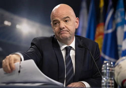 FIFA skapitulowała po groźbie bojkotu. Plan za miliardy wylądował w koszu