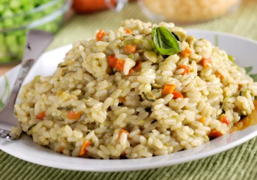 Domowe risotto z warzywami. Kremowe, aromatyczne i gotowe kilka minut