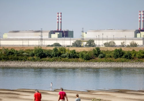 Węgry wyłączają jedyną elektrownię atomową. Susza na Dunaju uderza w krajowy system energetyczny