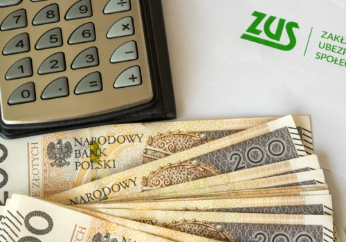 Warto długo żyć ponieważ ZUS wpłaca miesięcznie 6938,92 zł każdemu stulatkowi