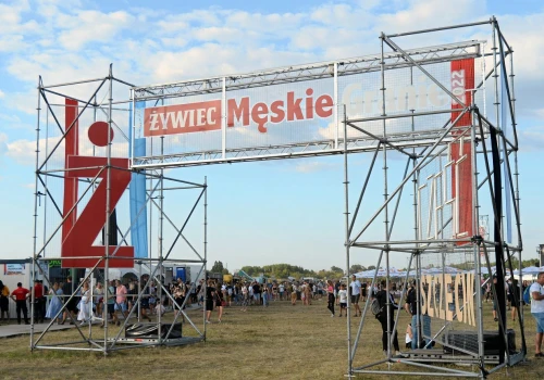 Ewakuacja na festiwalu. Męskie Granie ogłosiło 