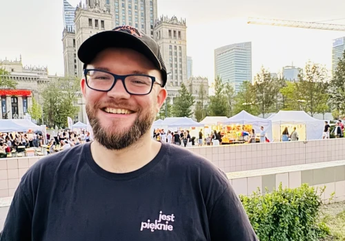 Maciej Je testuje Gastro Miasto Warszawa. Te 5 miejsc warto odwiedzić