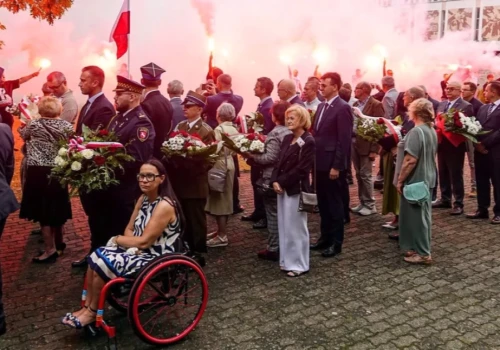 Konin uczcił 82. rocznicę wybuchu Powstania Warszawskiego. O godzinie „W” miasto zatrzymało się na minutę
