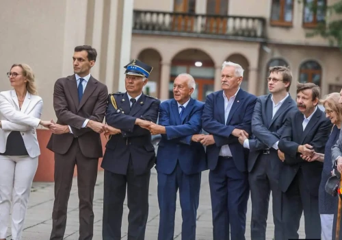 Ostrów Wielkopolski zatrzymał się o godzinie „W”