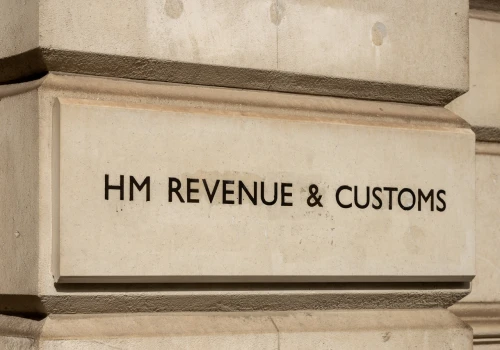 HMRC wykryło błąd. Samozatrudnieni mogą mieć dziury w składkach NI