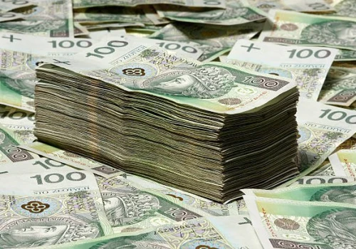 Majątek przeciętnego Polaka wynosi ok. 400 tys. zł. Szybciej bogacą się tylko Chińczycy
