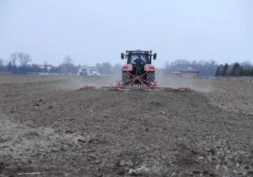 Krok wstecz dla dzierżaw? Projekt ustawy może utrwalić „ciche dzierżawy”
