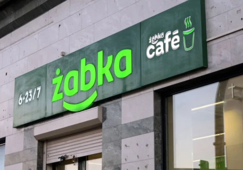 Nietypowa awaria w sklepach Żabka. Kasy oszalały, aż zaczęli zamykać sklepy