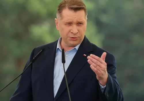 Atak ukraińskiego nożownika. Czarnek wskazał dwa nazwiska
