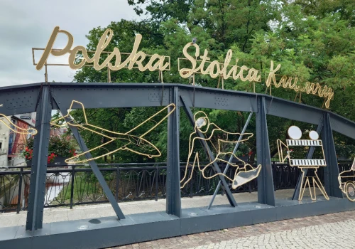 Ma być głośno, dziadersi niech zatkają uszy!