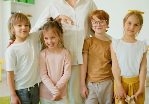Mama 4+ w 2026 roku. Nie każda matka czwórki dzieci dostanie pełne świadczenie z ZUS