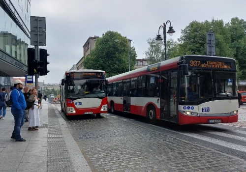 Dzień dobry Katowice. Metropolia policzy pasażerów w autobusach i tramwajach