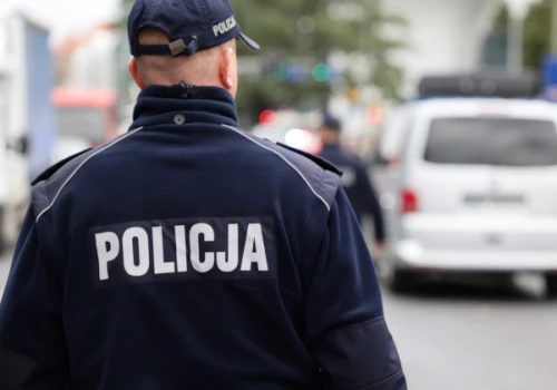 Zwłoki ukryte w zakupowej torbie. Brutalne morderstwo na warszawskiej Ochocie