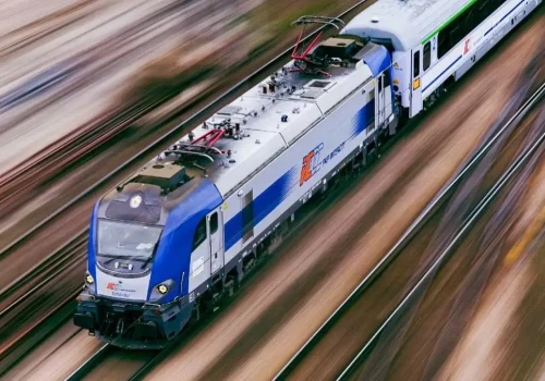 Transportowy absurd. Kolej bije rekordy, ale bez auta ani rusz