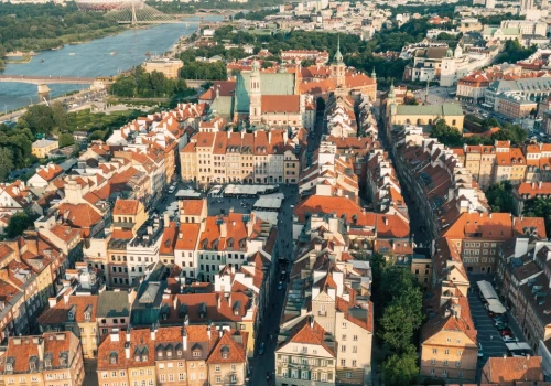 Piaszczysta plaża blisko Warszawy. Nawet w sezonie nie ma tu tłumów