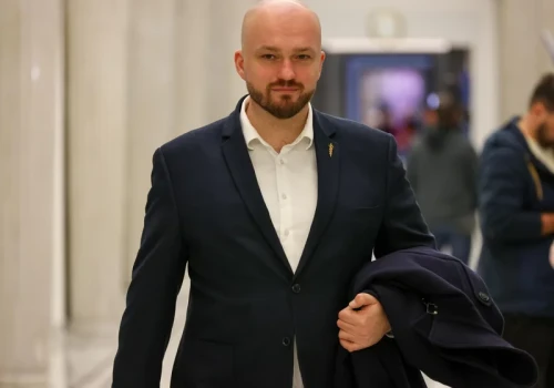 Zdjęcie posła Konfederacji obiegło sieć. 