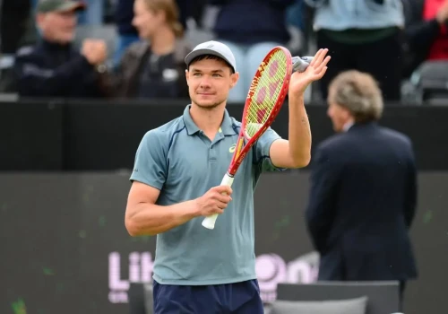 Majchrzak w górę, Hurkacz w dół i hiszpańska niespodzianka. Duże zmiany w rankingu ATP