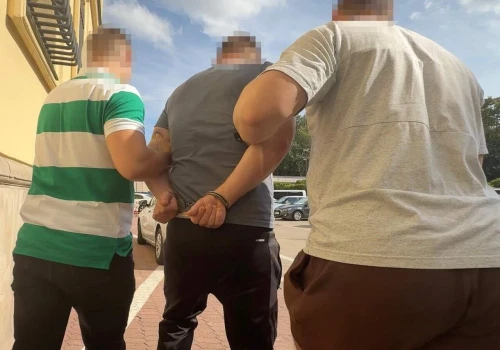 Zwłoki kobiety upchnięte w torbie na zakupy. Zatrzymano 32-latka