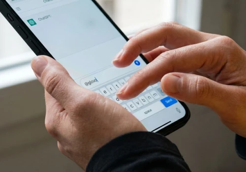 Zakupy przez ChatGPT? Glovo jako pierwsze w Polsce wdraża takie rozwiązanie