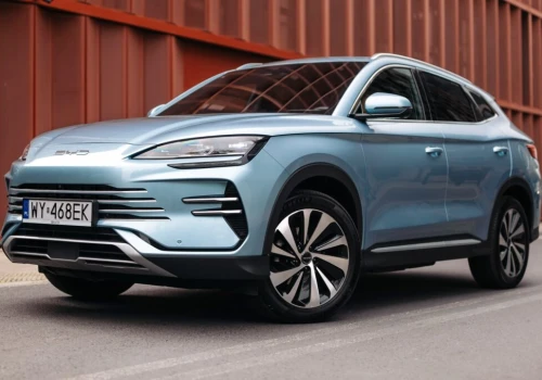 Tesla z odbiciem w Europie, w czerwcu chińskie marki przeskoczyły Cuprę, Forda, Citroena, Fiata