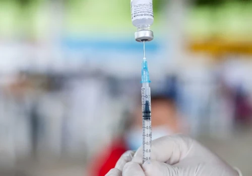 Polska walczy z Pfizerem o 5,5 mld zł. Jest apelacja w sprawie szczepionek przeciw COVID-19