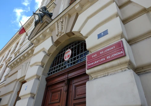 Ratowali życie, usłyszeli groźby. Cieszyński sąd skazał sprawców przemocy wobec medyków