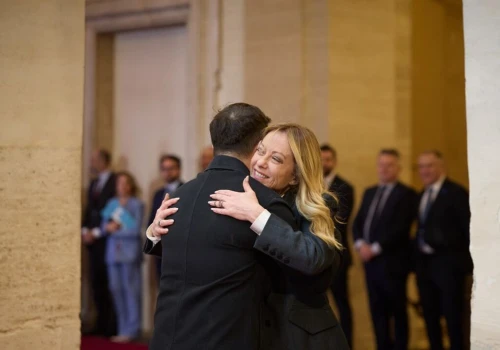 “Krwawe macki” Zełenskiego zaatakowały …Włochów. Kuriozalne oświadczenie rosyjskiego MSZ