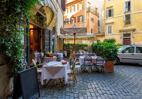 Ponad tysiąc podpisów w obronie ogródków gastronomicznych. Branża apeluje do posłów