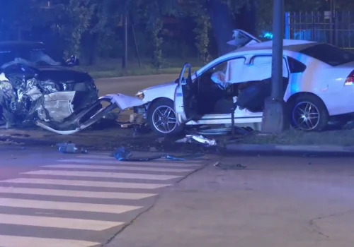 Wypadek z udziałem nieoznakowanego samochodu chicagowskiej policji. Wśród rannych jest 3-letnie dziecko