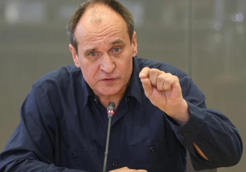 Nasi informatorzy: Paweł Kukiz przejdzie do Morawieckiego. Jak tylko wróci do zdrowia