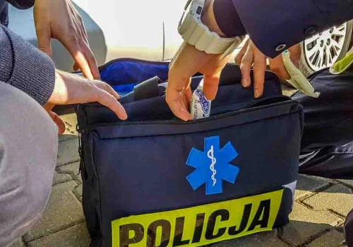 Słubice. Mężczyzna wpadł do Odry i zaplątał się w rośliny, potrzebował pomocy