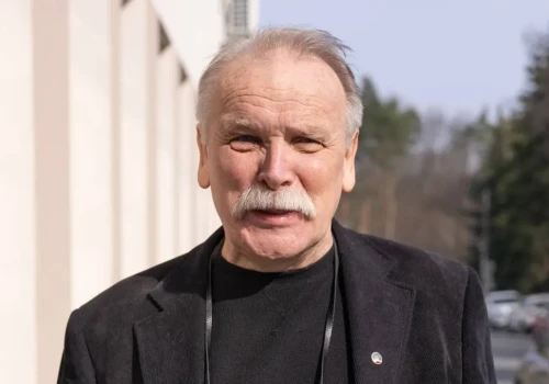 Adam Borowski ułaskawiony przez prezydenta Karola Nawrockiego! Nie pójdzie do więzienia