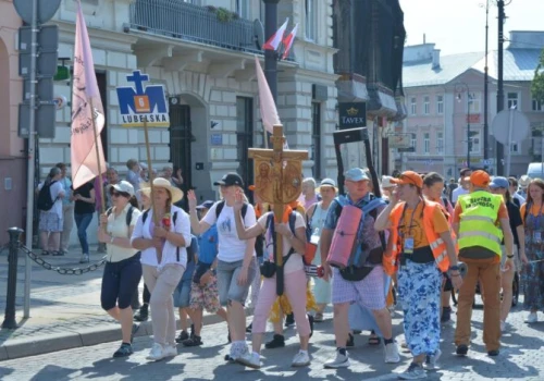 Lublin/ Wyruszyła 48. pielgrzymka piesza na Jasną Górę