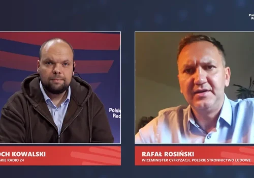 Zaklęcia zamiast odpowiedzi. Wiceminister cyfryzacji kompromituje rząd w Polskim Radiu