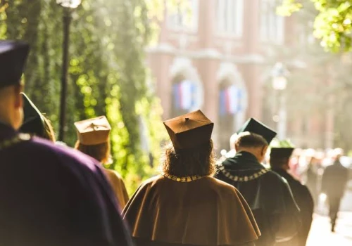 Uniwersytet Jagielloński podnosi stypendia doktoranckie. Od października 2026 roku doktoranci otrzymają 4 tys. zł miesięcznie