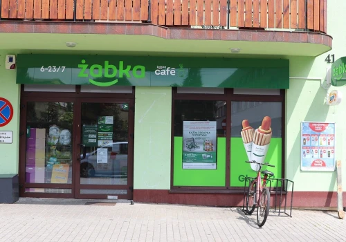 Żabka zhakowana. Poważny incydent: wyciekły dane