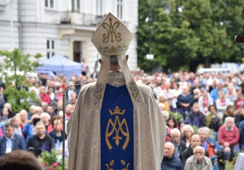 Rzeszowska Piesza Pielgrzymka na Jasną Górę wyrusza we wtorek. Ponad 2000 osób na wspólnej drodze