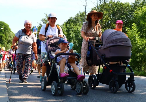 Z modlitwą, nadzieją i intencjami. Z Lublina wyruszyła piesza pielgrzymka na Jasną Górę