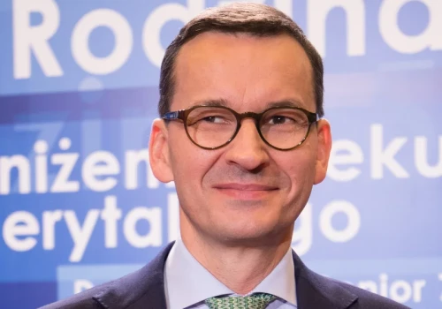 Były premier już tego nie kryje. Wiadomo, kiedy założy nową partię