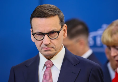 Podwyżka emerytur od Morawieckiego. Dzieci mają dopłacać do rodziców