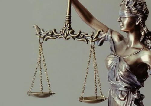 W mediach społecznościowych nawoływał do zabijania policjantów i ich rodzin. W internecie nie ma anonimowości