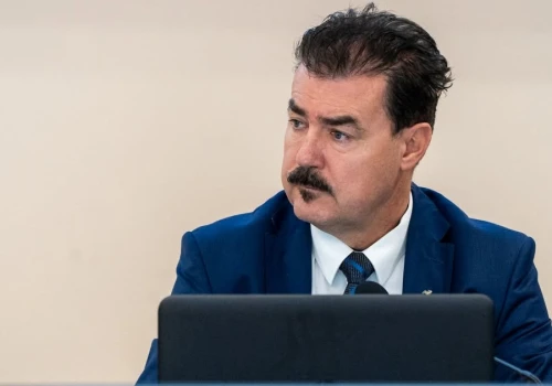 „Nigdy ich nie ukrywałem”. Lekarz i były radny z Konina o swoich dochodach
