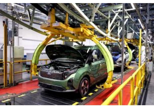 Ford i Dacia wstrzymują produkcję w Rumunii. Powód jest ten sam