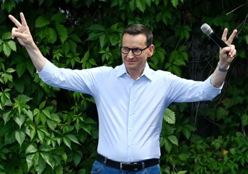 Ile kosztował grill u Morawieckiego? Ekspert podliczył koszty imprezy Rozwoju Plus