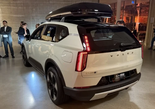 Volvo EX50 coraz bliżej. Zastąpi znany model i powalczy z Teslą