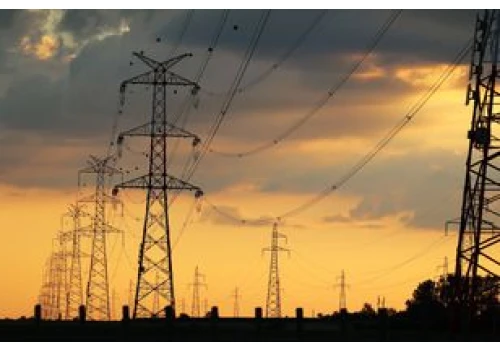 Energetyczny alarm w Polsce. Upały, wiatr i chłodzenie elektrowni dają się we znaki