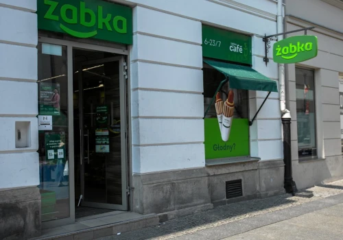 Żabka potwierdza cyberatak i zawiadamia UODO. 